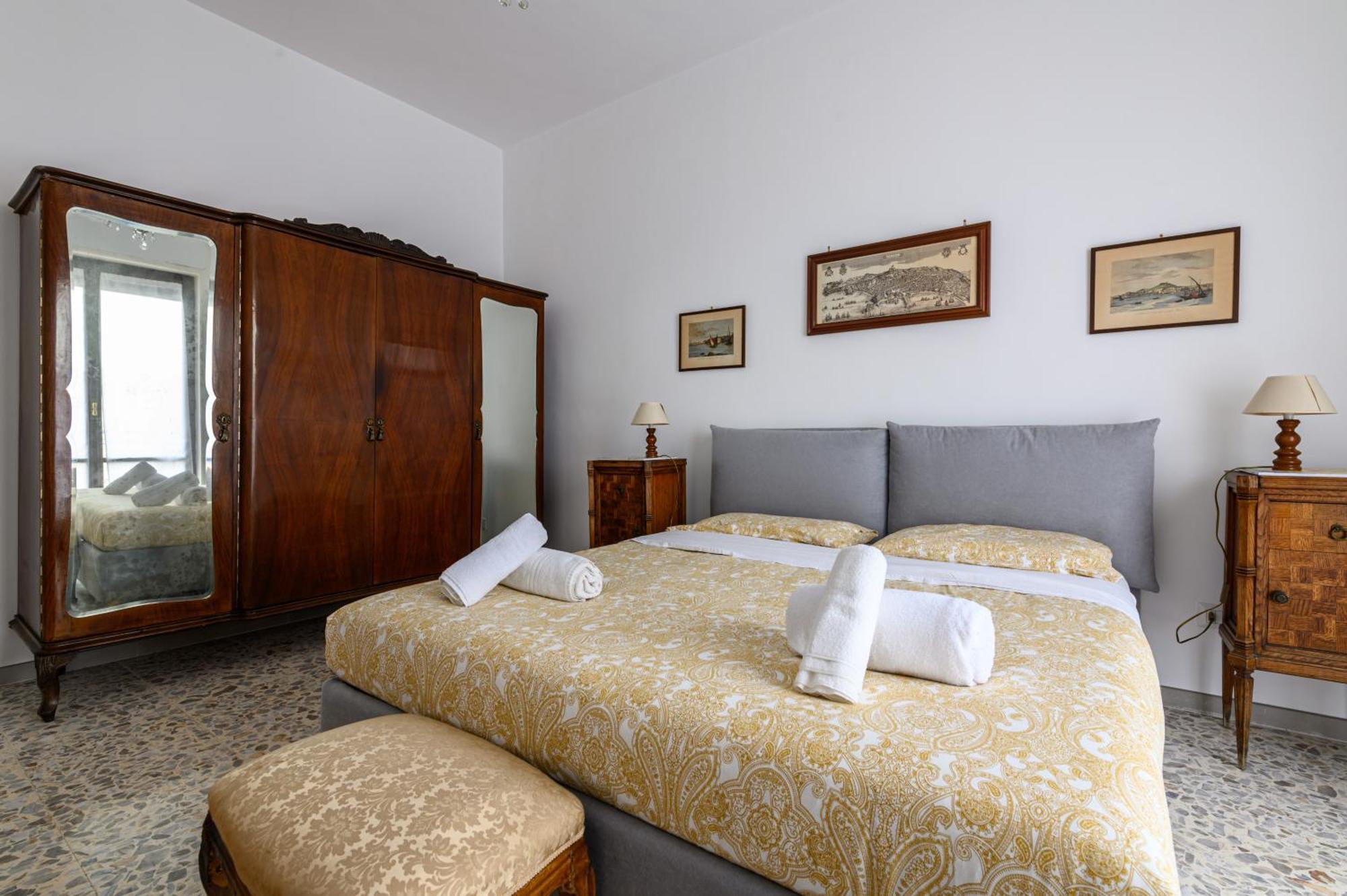 Apartment Via Coriolano 8 *